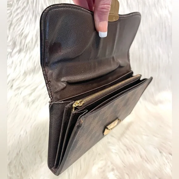 Authenticated Louis Vuitton Damier Ebene Sistina Long Wallet - Picture 13 of 16